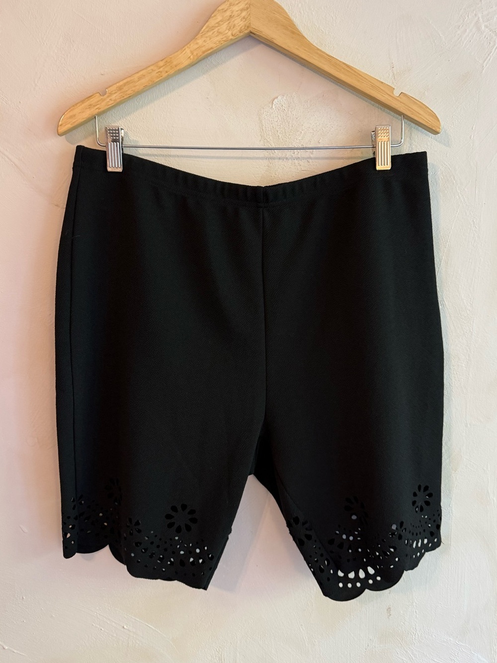 Black Scalloped-Hem Bike Shorts with Laser-Cut Detail